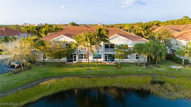 bird's eye view with a water view