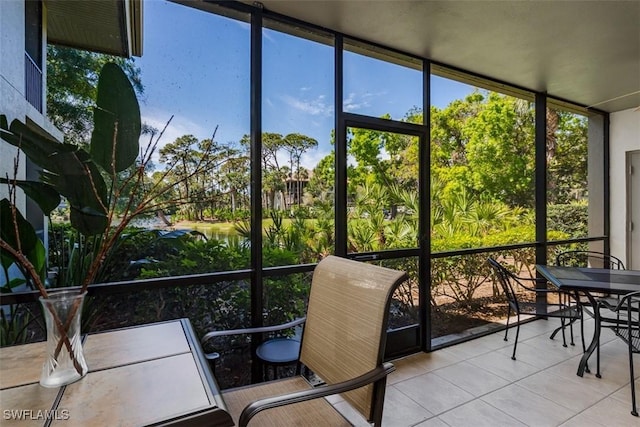 view of sunroom / solarium