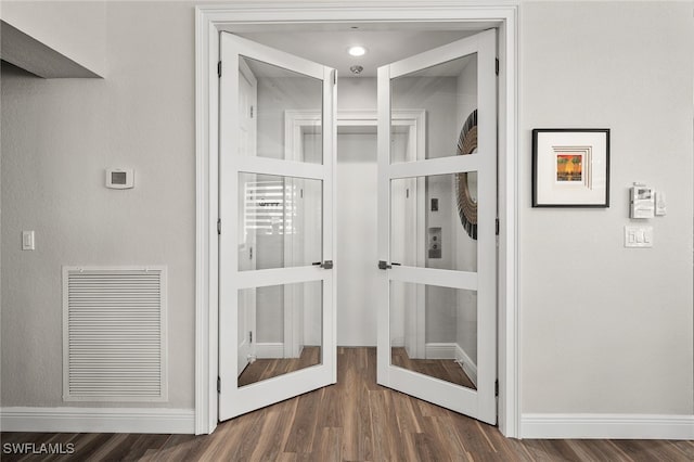 closet with visible vents