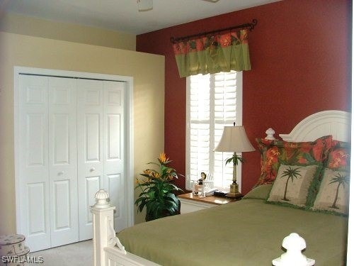 bedroom with a closet