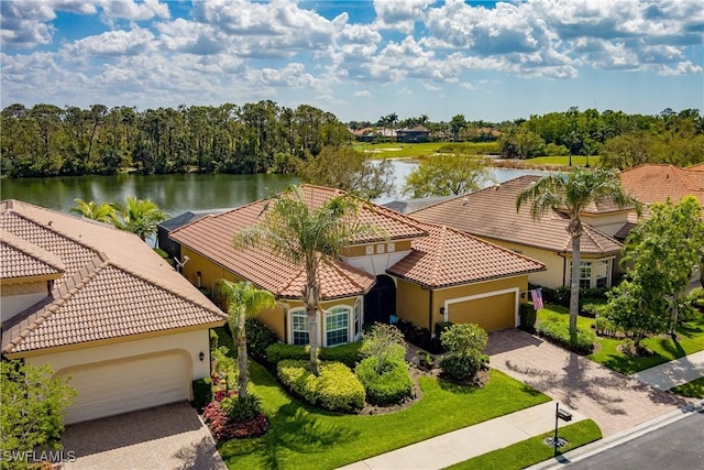 bird's eye view featuring a water view