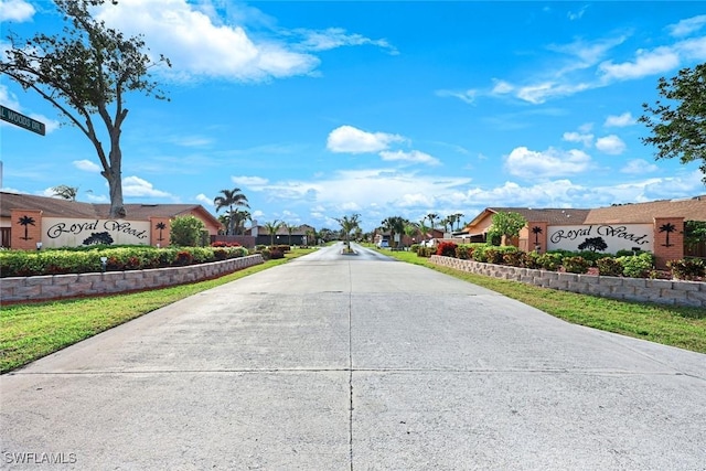 view of road featuring a residential view