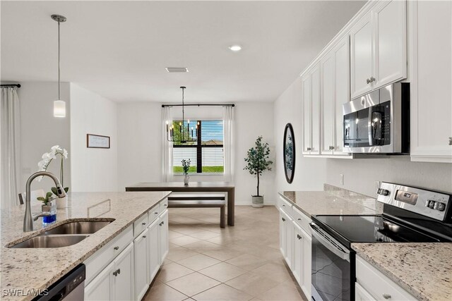 3252 Altimira Dr, Fort Myers, FL 33905 - photo 11