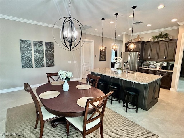 dining area featuring recessed lighting, visible vents, crown molding, and baseboards