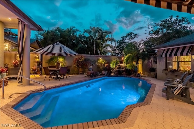 834 Coldstream Ct, Naples, FL 34104 - swimming pool with a patio and a fenced backyard