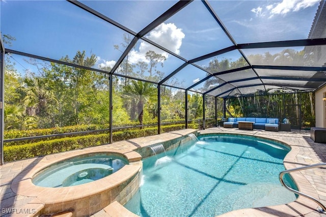 view of swimming pool featuring an outdoor hangout area, a patio, a lanai, and a pool with connected hot tub