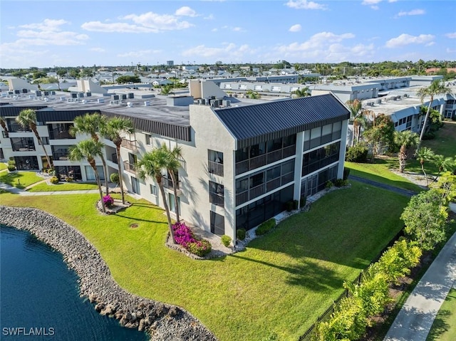 bird's eye view featuring a water view