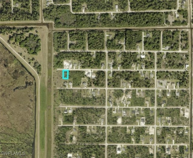 Listing photo 3 for 3317 45th St W, Lehigh Acres FL 33971