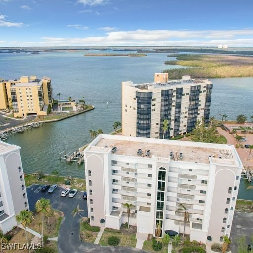 bird's eye view featuring a water view