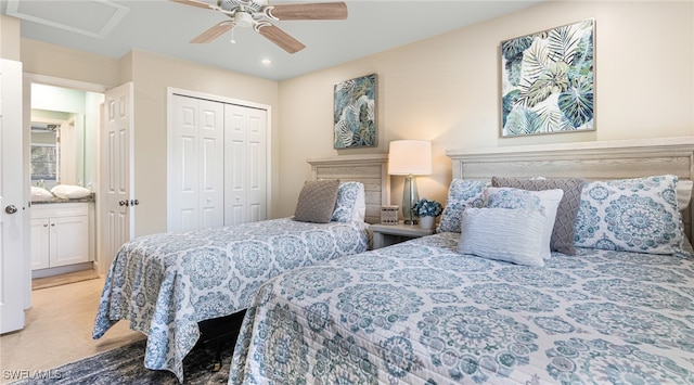 bedroom with a ceiling fan and a closet