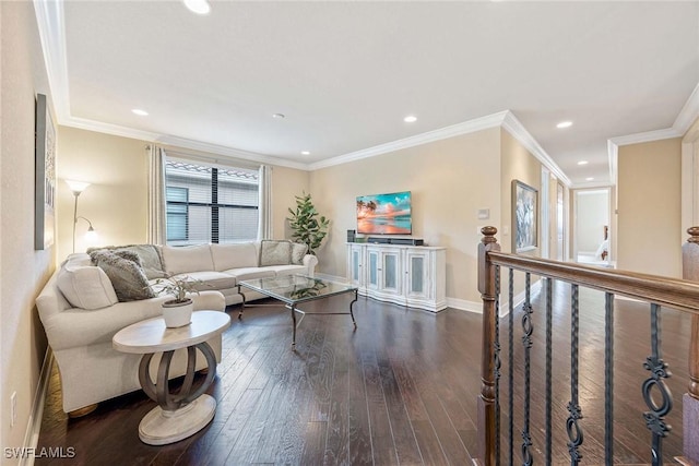 living area with recessed lighting, wood-type flooring, crown molding, and baseboards