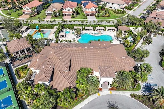 drone / aerial view featuring a residential view