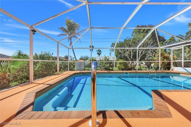 pool with glass enclosure