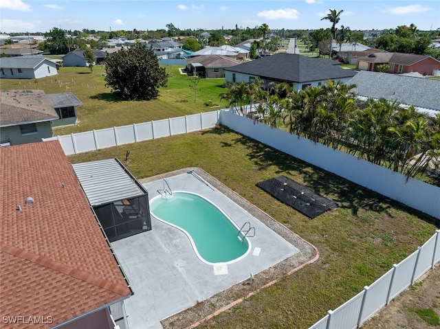 bird's eye view with a residential view