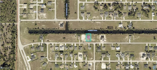 Listing photo 2 for 927 NE 32nd Ter, Cape Coral FL 33909