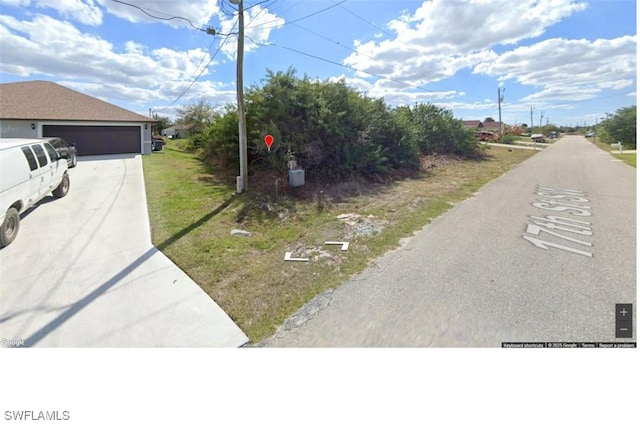 Listing photo 2 for 4207 17th St SW, Lehigh Acres FL 33976