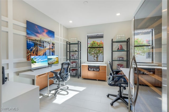 home office featuring recessed lighting