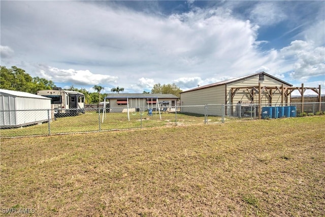 view of yard featuring fence