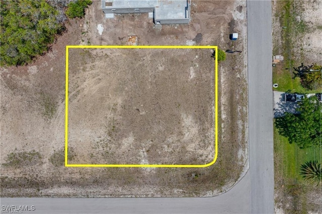 Listing photo 3 for 4117 NW 33rd Ln, Cape Coral FL 33993