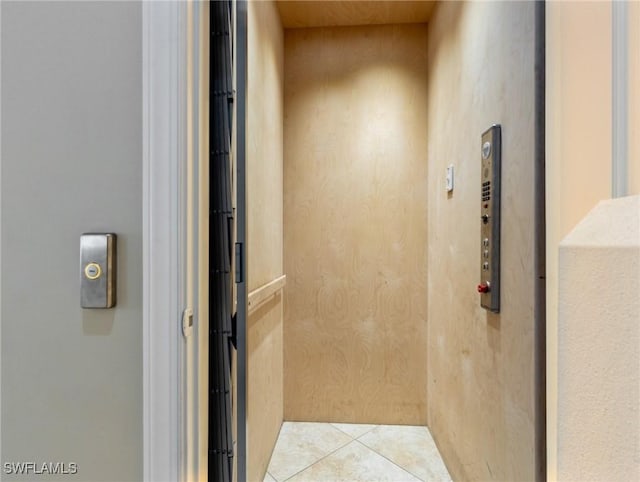 18200 Old Pelican Bay Dr, Fort Myers Beach, FL 33931 - details featuring elevator