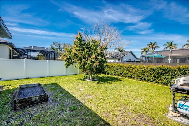 view of yard featuring fence