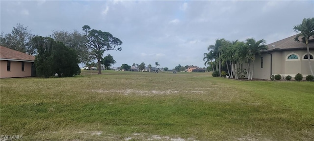 Listing photo 3 for 1520 NW 28th Ave, Cape Coral FL 33993