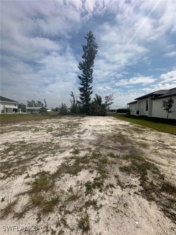 Listing photo 3 for 1645 Old Burnt Store Rd N, Cape Coral FL 33993