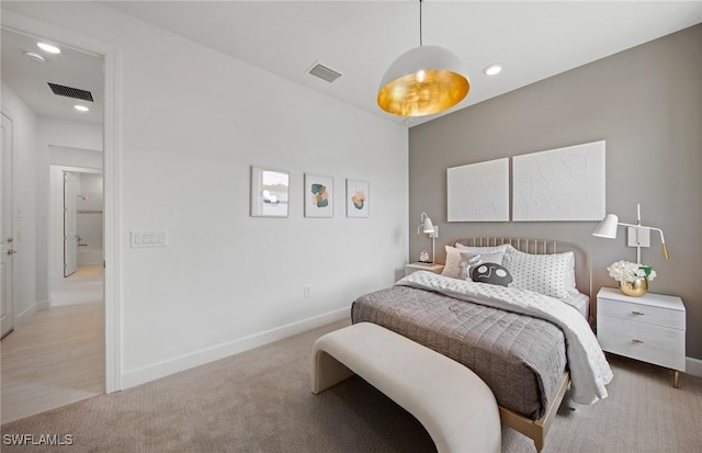 bedroom featuring carpet, visible vents, baseboards, and recessed lighting