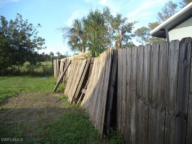 exterior space featuring fence