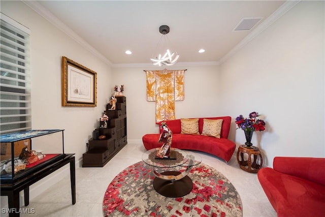 living area with a notable chandelier, ornamental molding, visible vents, and recessed lighting