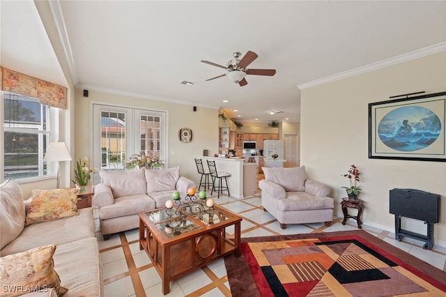 living room with baseboards, visible vents, a ceiling fan, ornamental molding, and recessed lighting