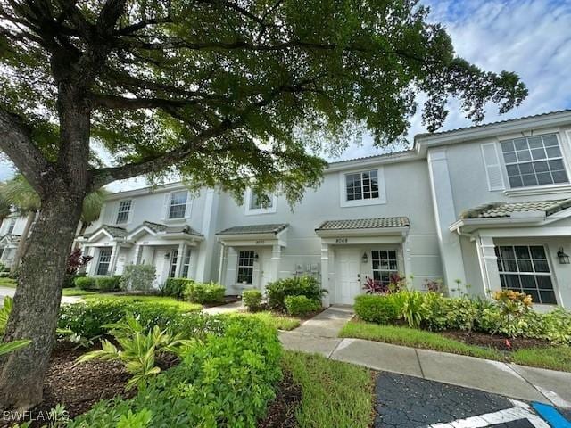 view of front of house featuring stucco siding