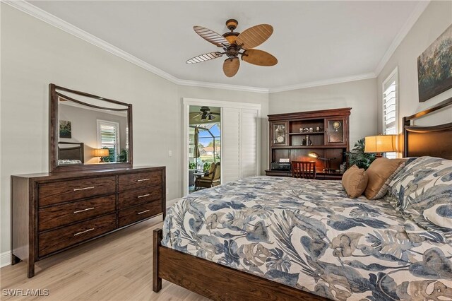 bedroom with access to exterior, a ceiling fan, light wood finished floors, and crown molding