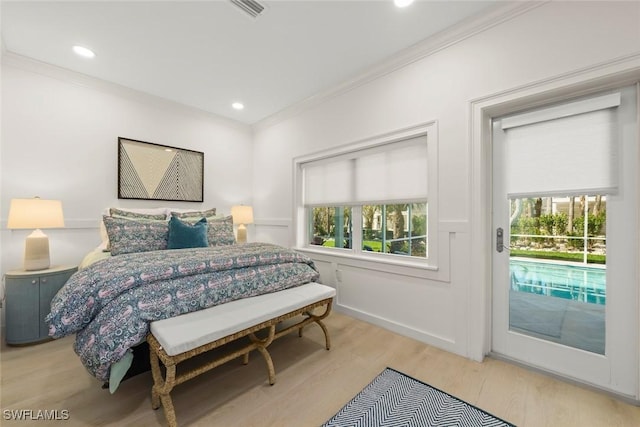 bedroom with light wood-style flooring, recessed lighting, visible vents, access to exterior, and crown molding