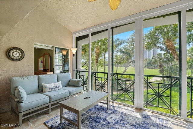 sunroom with vaulted ceiling