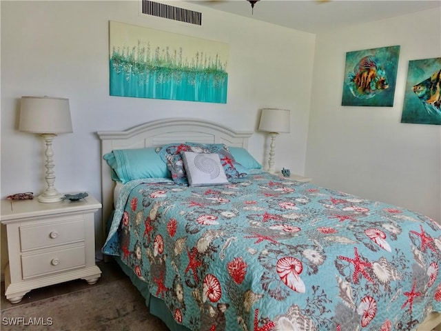 bedroom featuring carpet and visible vents