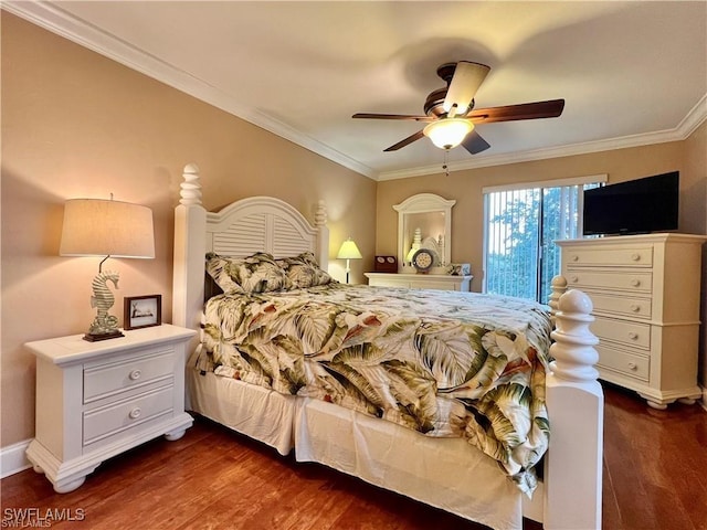 bedroom featuring dark wood-style floors, ceiling fan, baseboards, and crown molding