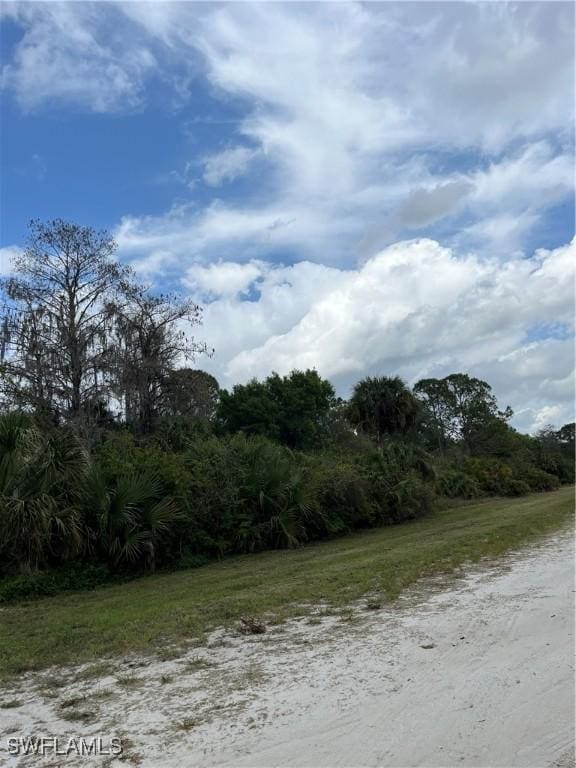 Listing photo 3 for 427 Perimeter Rd, Clewiston FL 33440