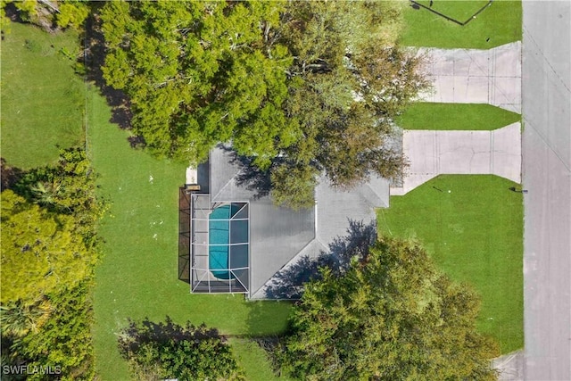 11253 Rabun Gap Dr, North Fort Myers, FL 33917 - drone / aerial view of a pool area