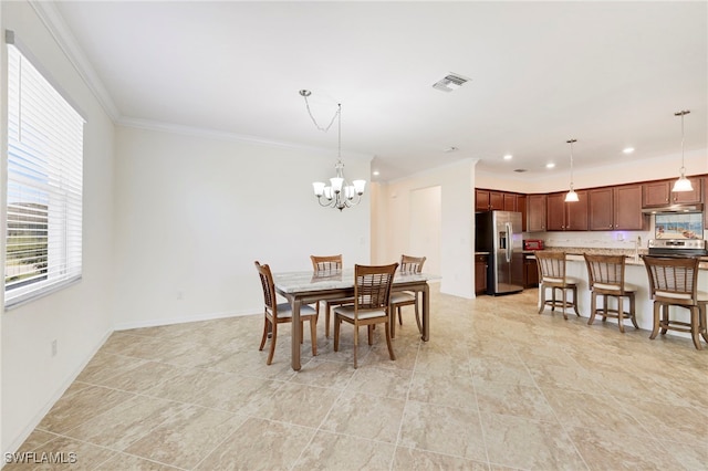 dining area with recessed lighting, visible vents, an inviting chandelier, ornamental molding, and baseboards