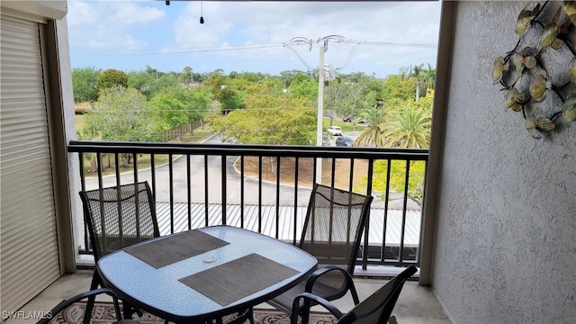 2121 Collier Ave Unit 405, Fort Myers, FL 33901 - view of balcony