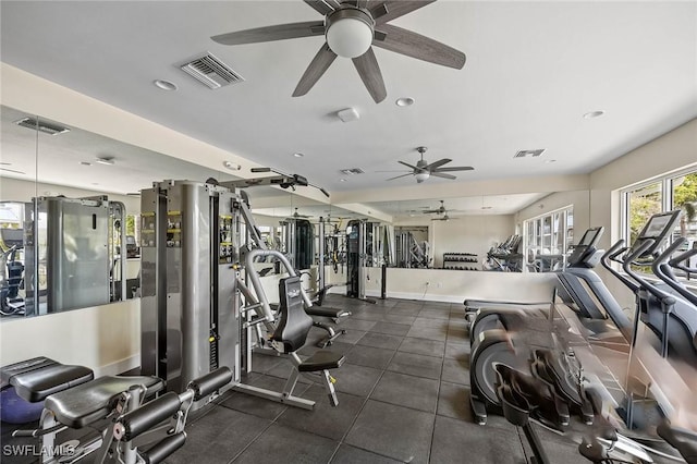 workout area featuring recessed lighting, visible vents, and baseboards