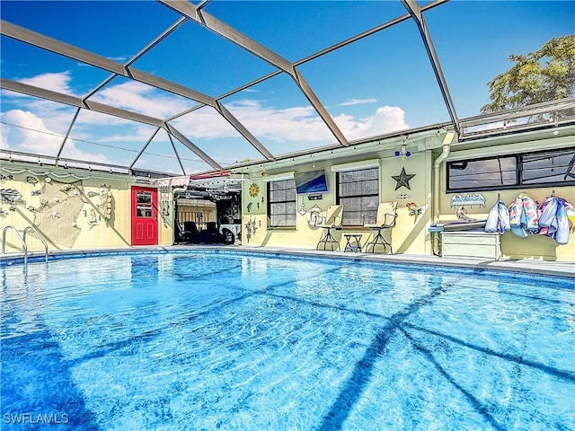 outdoor pool with a lanai