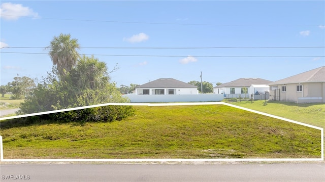 Listing photo 2 for 1527 NW 31st Pl, Cape Coral FL 33993