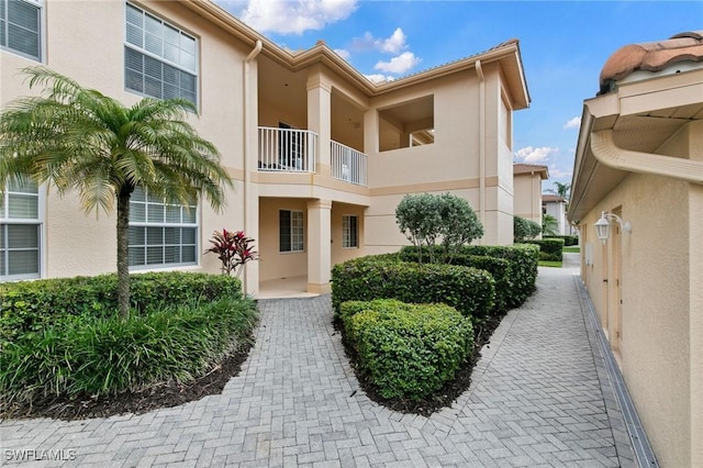 exterior space featuring stucco siding