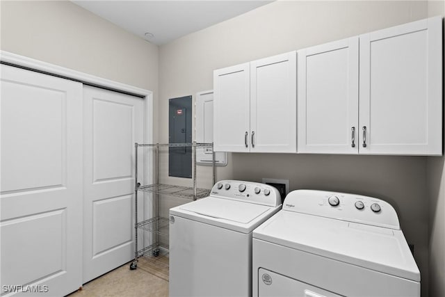 laundry area featuring cabinet space and independent washer and dryer