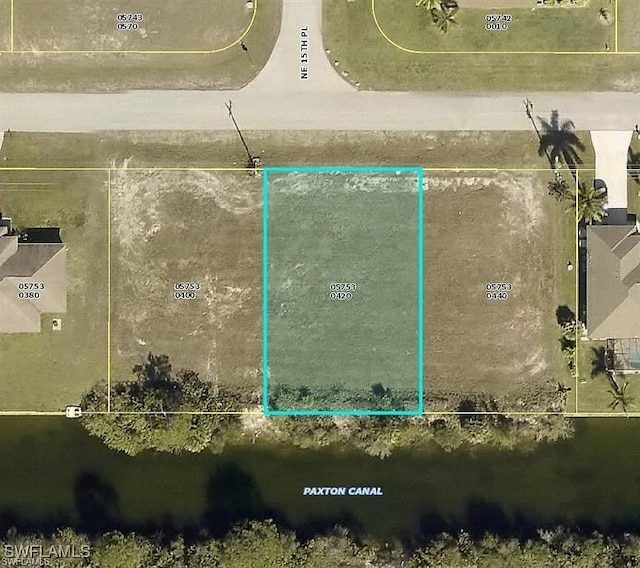 Listing photo 2 for 1514 NE 37th St, Cape Coral FL 33909