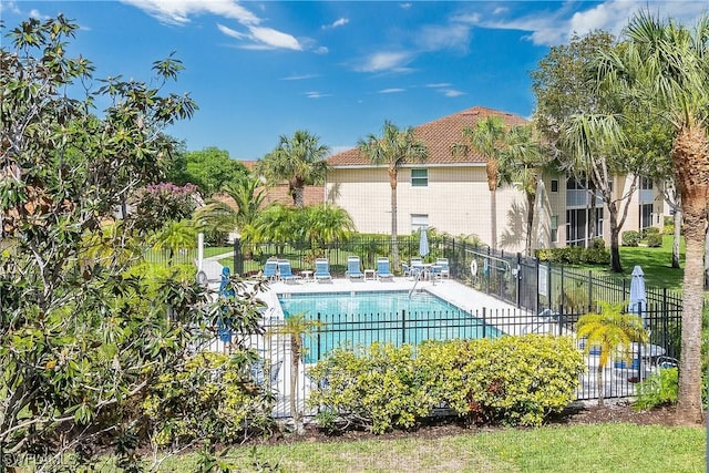 pool featuring fence