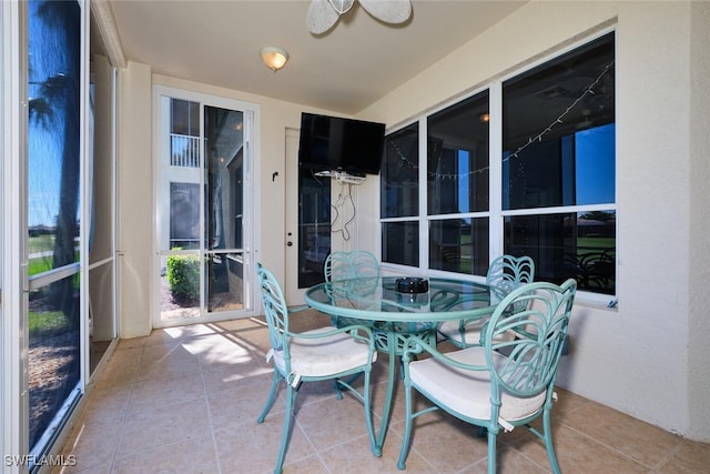 view of sunroom / solarium