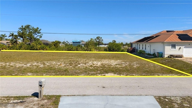 Listing photo 3 for 1913 NW 3rd Ter, Cape Coral FL 33993